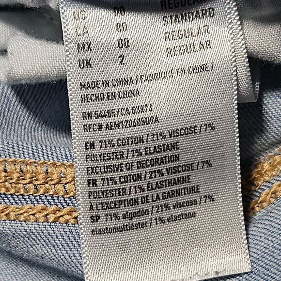 American Eagle Hi Rise Jegging Crop Jeans Womens Size 00 Light Wash Ripped Denim - Picture 12 of 12